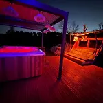 A-frame Insolite Avec Privatif Durban-Corbieres