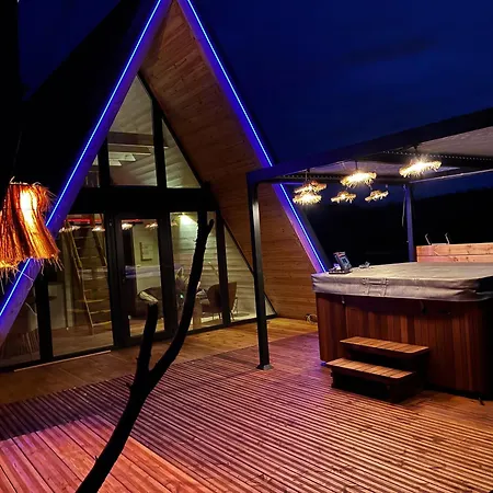 A-frame Insolite Avec Privatif 샬레
